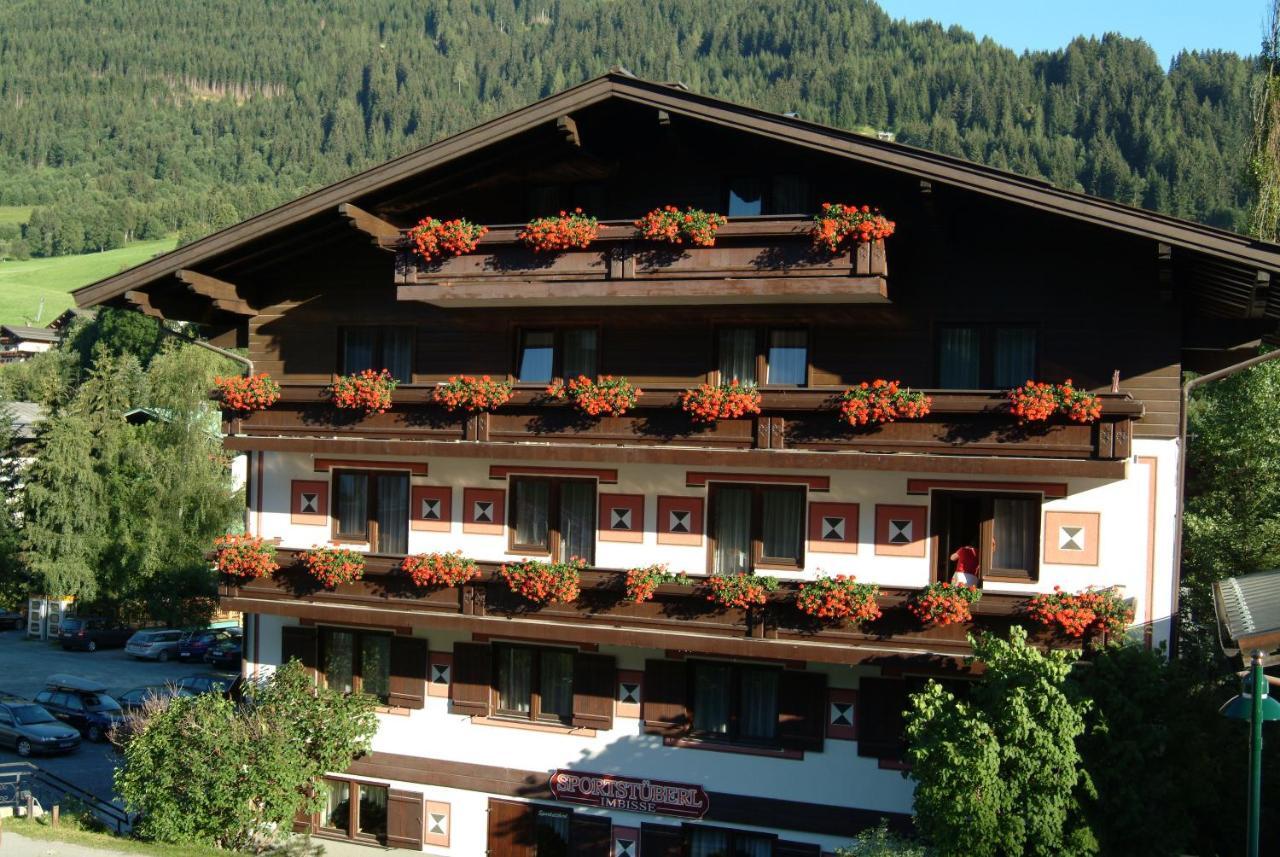 Hotel Pinzgauerhof - Inclusive Evening Dinner Saalbach-Hinterglemm Dış mekan fotoğraf